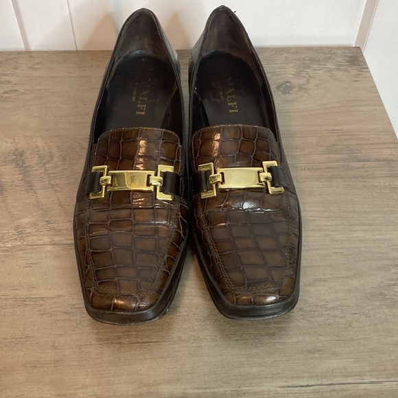 Amalfi by Rangoni Brown Faux Crocodile Loafers with Gold Accent buckle - 9 - Picture 3 of 7
